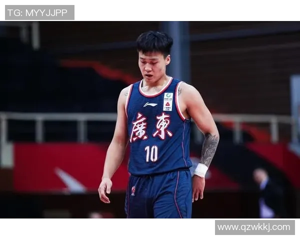 赵睿高效表现12投10中砍下25分3助攻助力球队半场奠定胜局 赵睿高效表现12投10中砍下25分3助攻助力球队半场奠定胜局